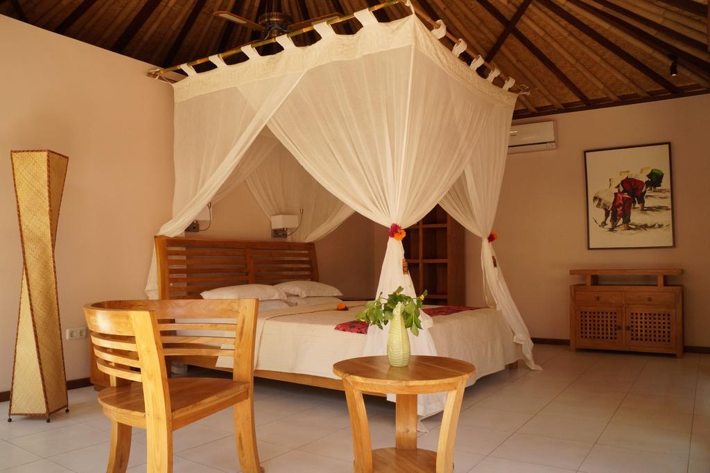 טג'אקולה Cili Emas Oceanside Resort חדר תמונה