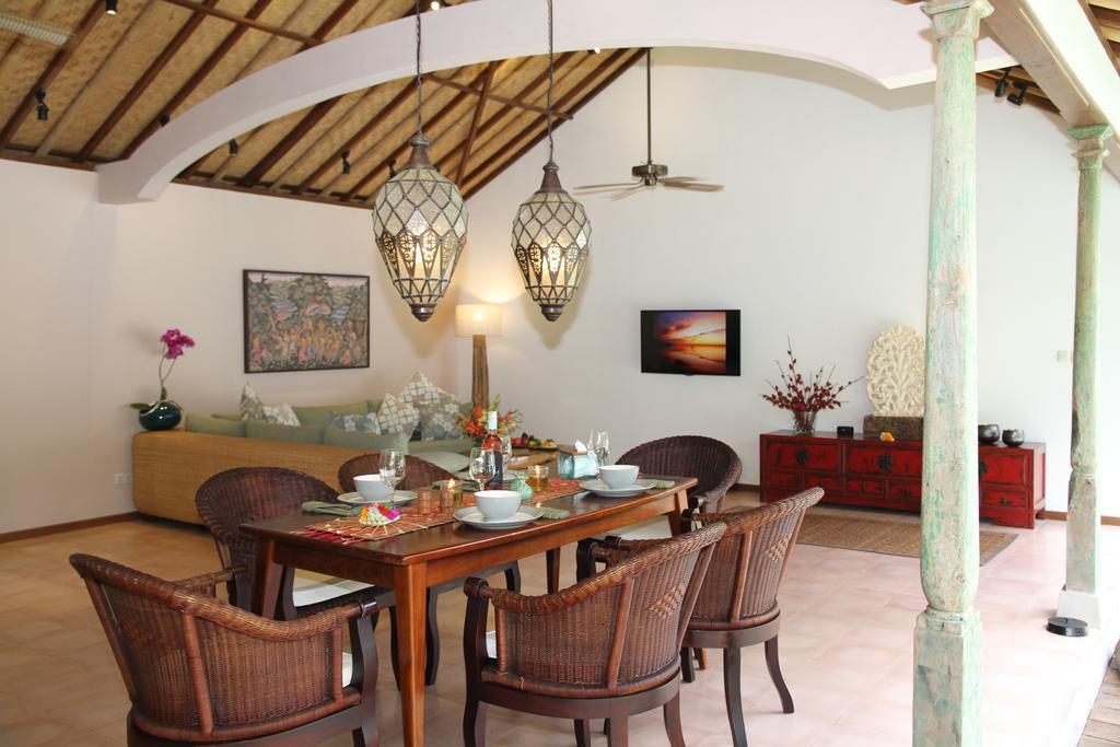 טג'אקולה Cili Emas Oceanside Resort חדר תמונה
